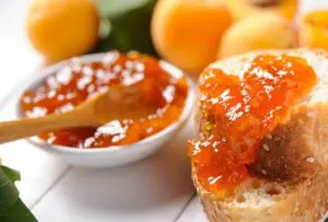 Geleia de damasco com laranja