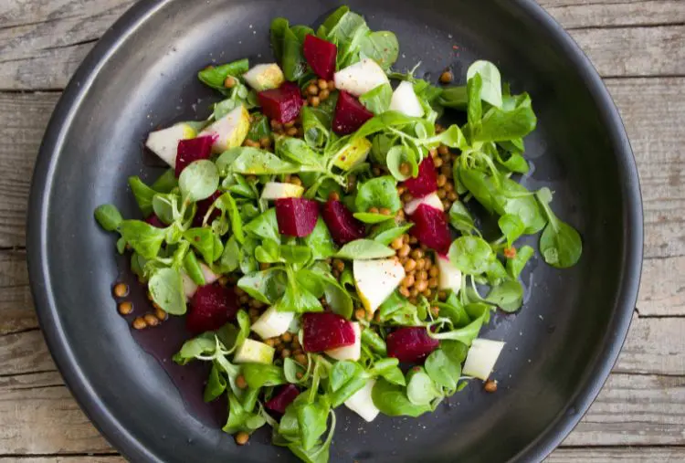 Salada de pera e agrião