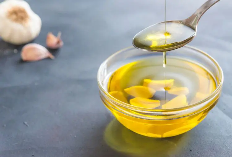 molho para salada com alho e limão