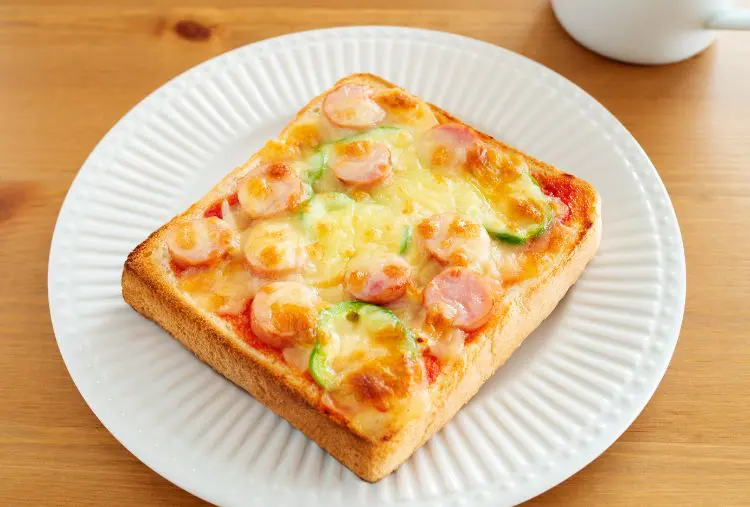 pizza com pão de forma