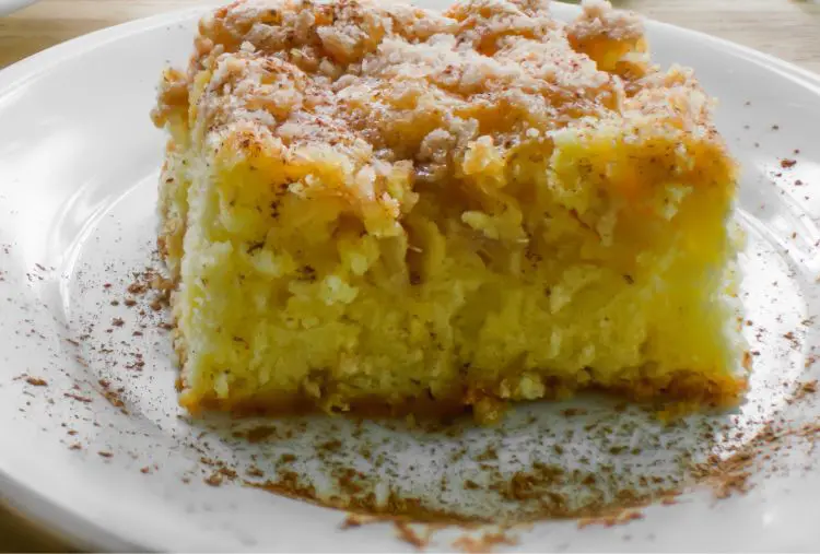 Cuca de doce de leite