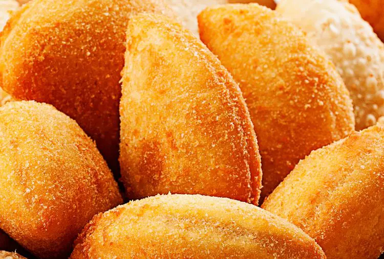 Risoles de frango fácil