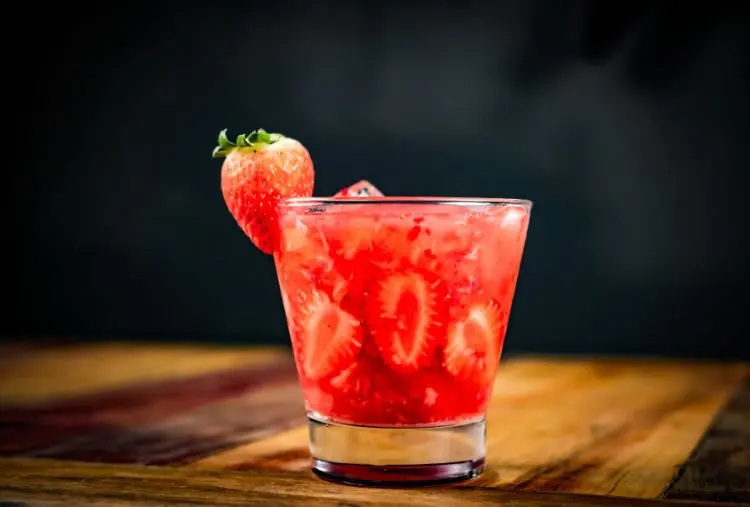 Caipirinha de morango