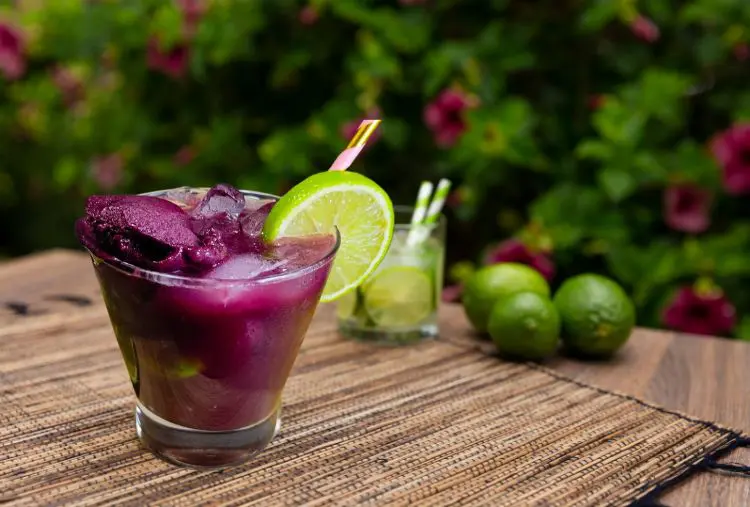 caipirinha de açaí