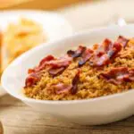 farofa bacon e calabresa